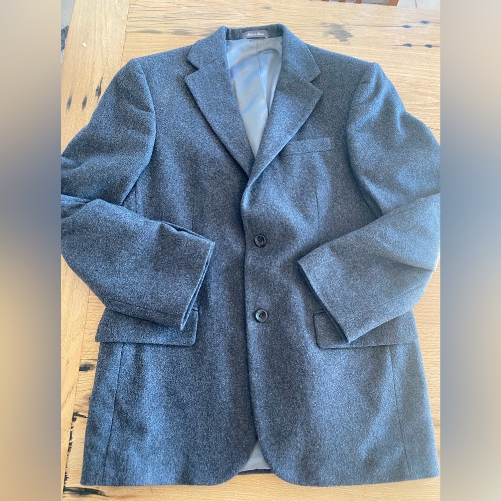 Oscar De La‎ Renta Three Button Wool  Men's Gray Blazer Suit Coat Size ?  Preown